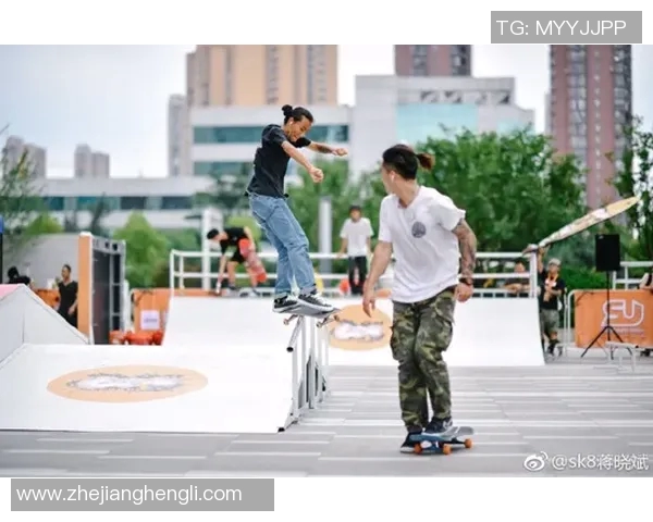 重庆滑板队的盯防战术解析与实战应用探讨